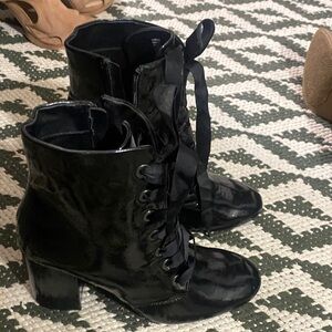 Reaction Kenneth Cole Shiny Black Lace-Up Boots